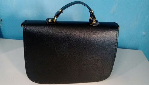 Sling S04 Front View