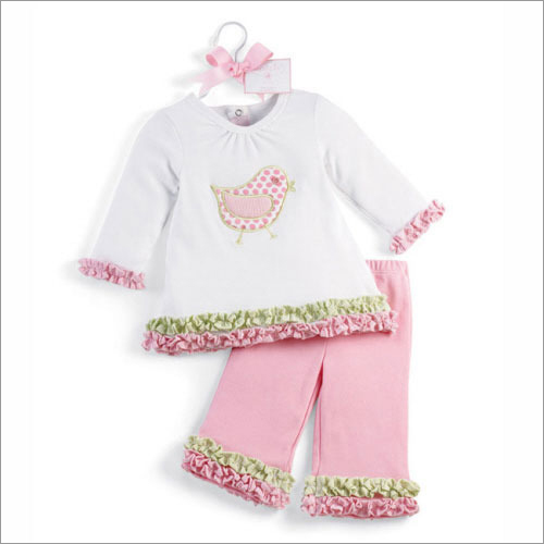 बच्चों के सूट