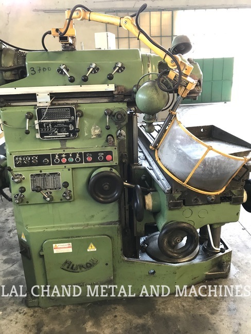 Hurom Mu4 , Universal Milling Machine Table Size: 460x1500 Mm