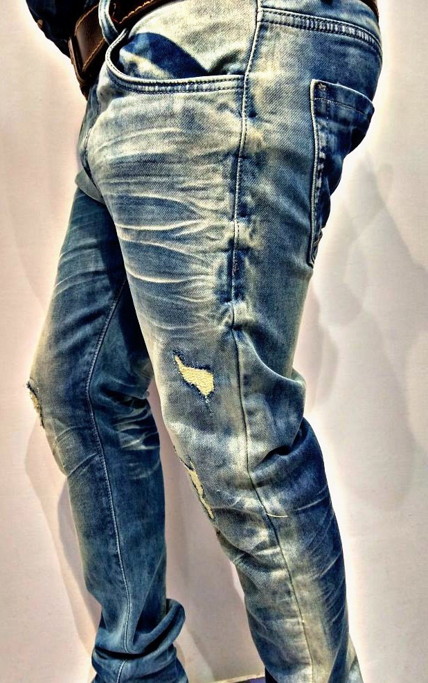 Drona Jeans