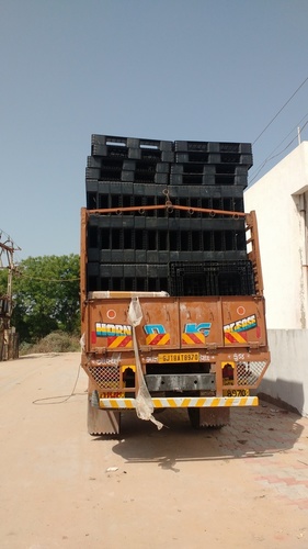 भरपूर क्षमता वाले प्लास्टिक पैलेट्स
