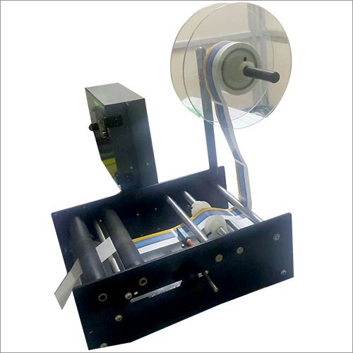 Semi Automatic Labeller For Round Bottles