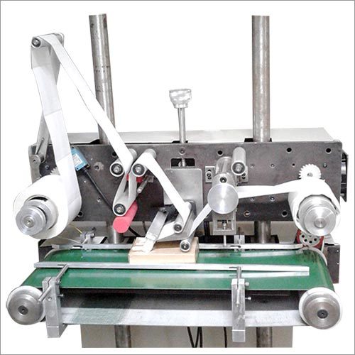 High Speed Automatic Labeller For Flat Bottles & Boxes