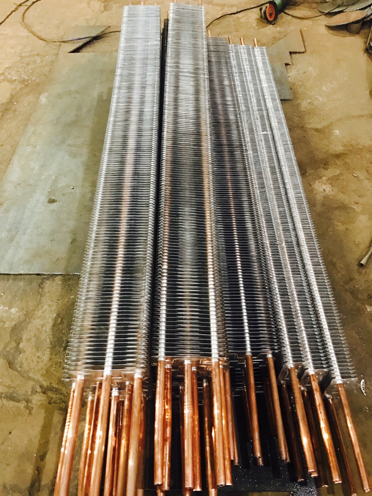 Rectangular Finned Tube - Stainless Steel, 9.5mm/14mm/15.88mm/19.05mm Tube Od, Gray | 1 Year Warranty, Enhanced Heat Transfer Efficiency