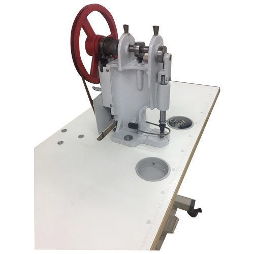 White Snap Button Attaching Machine