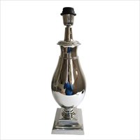 निकेल टेबल लैंप