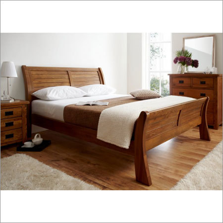 Modern High Rise Wooden Bed Design: Board