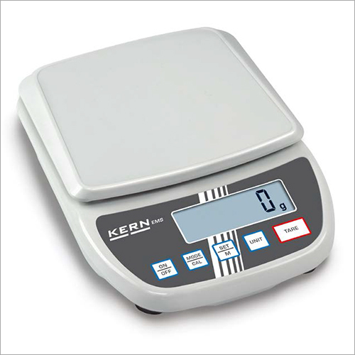 स्कूल बैलेंस KERN EMS