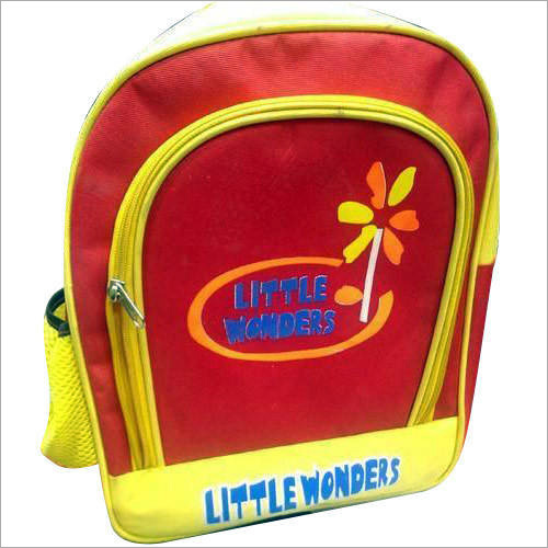 प्रिंटेड स्कूल बैग