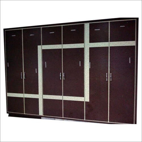 निर्गुण डाठा फैब टेक