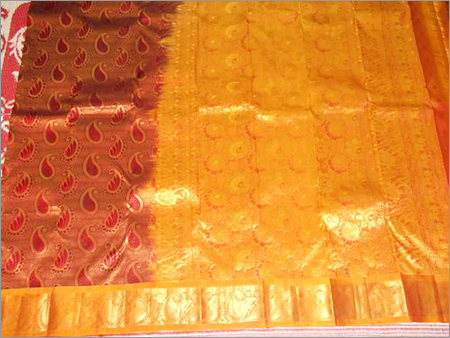 येलो वेडिंग सिल्क साड़ियां