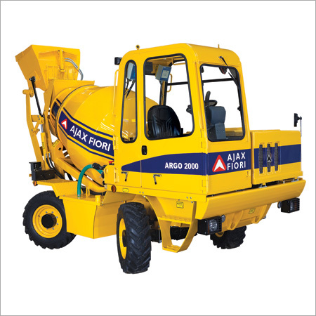 Self Loading Concrete Mixer Truck