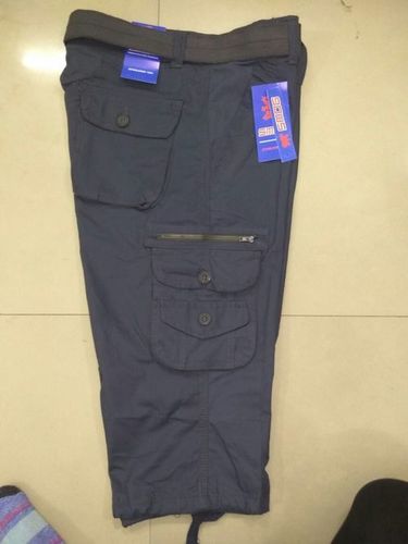 Mens Cargo Capri - High-Grade Fabric, Standard Sizes (S, M, L) , Modern Style with No Fade Feature and Attractive Plain Design