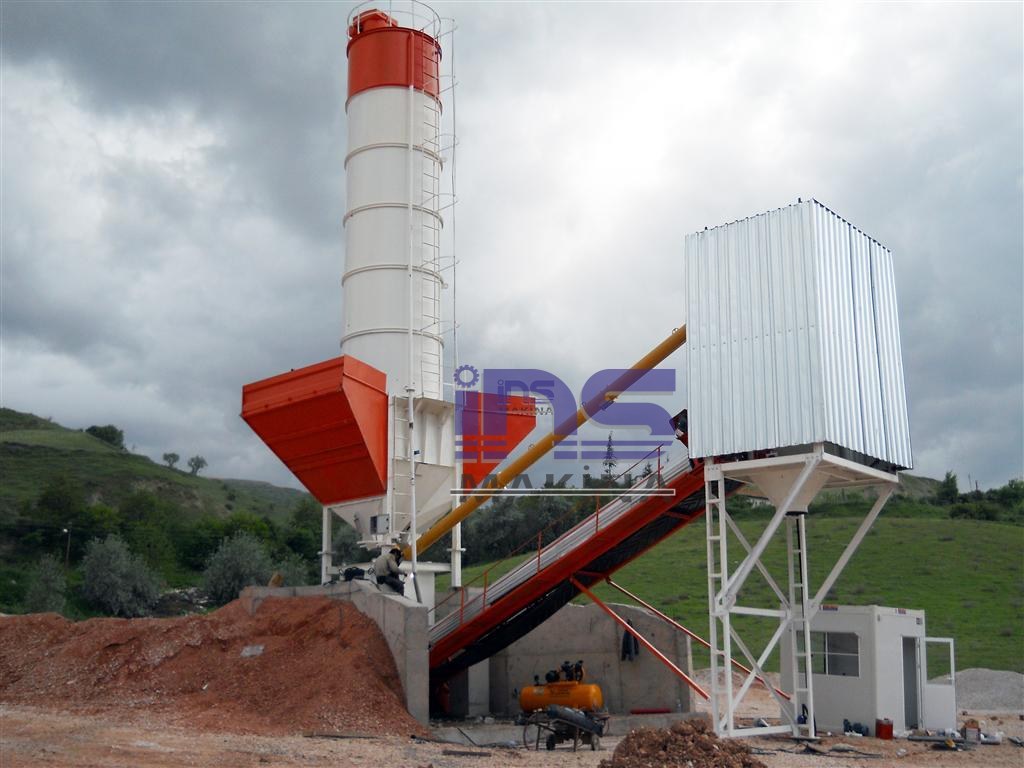 Dry Type Portable Concrete Batching Plants