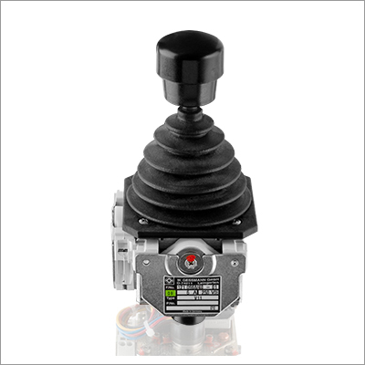 इलेक्ट्रिकल मल्टी-एक्सिस कंट्रोलर