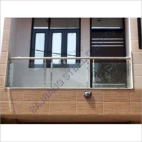 Steel Pipes Transparent Glass Railing