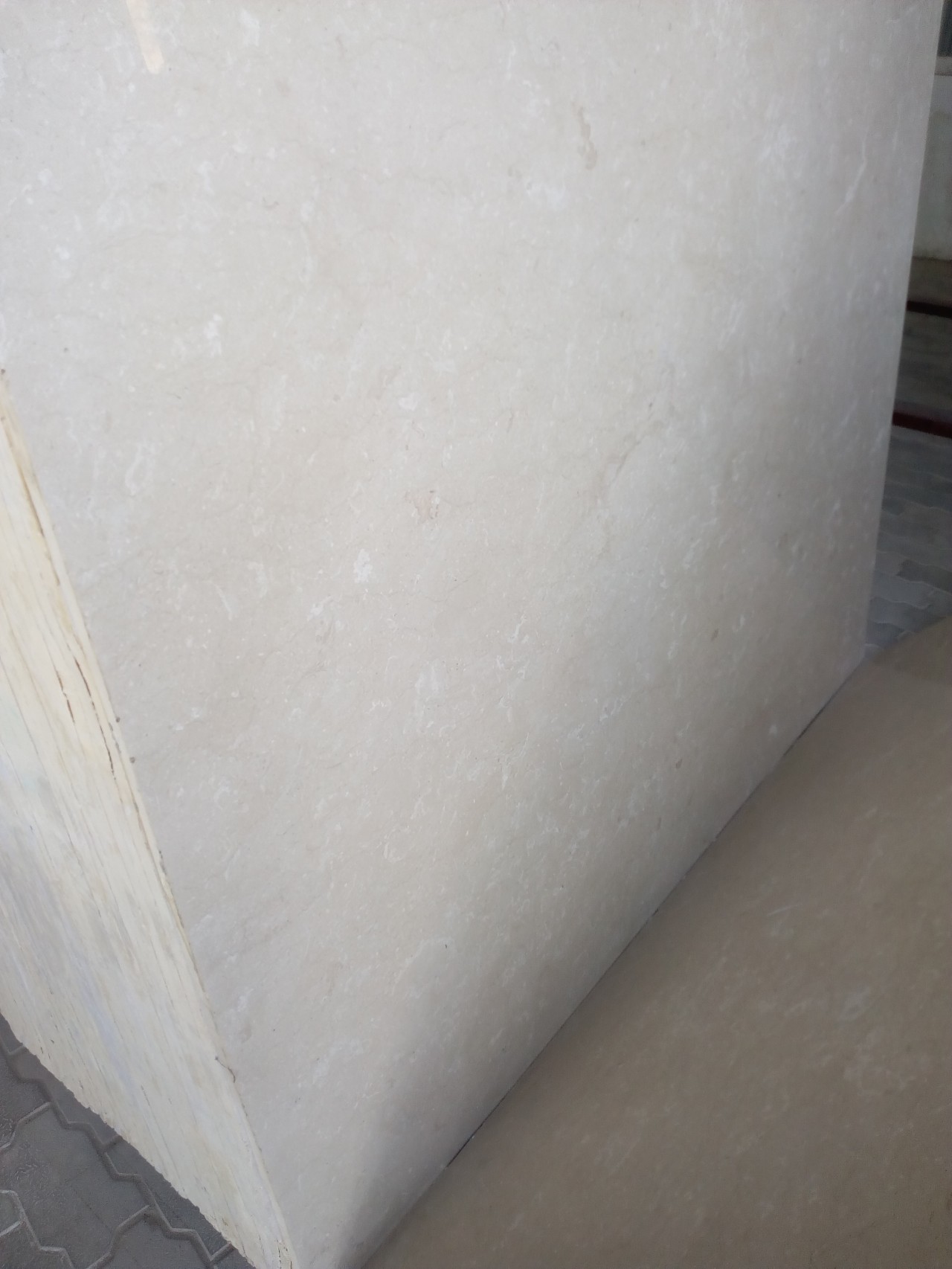 Amedian Beige Marble Size: 70*54*79