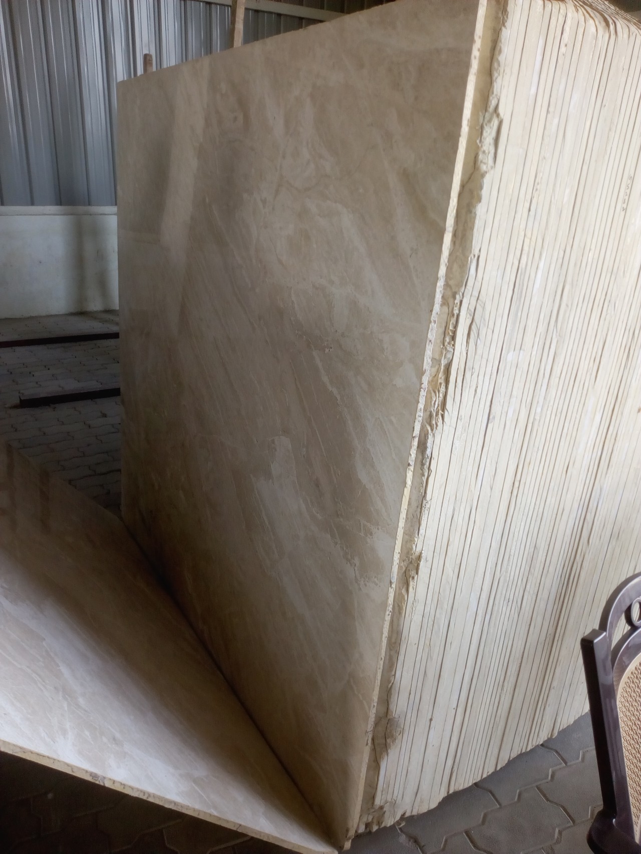 Turkey Dyna Marble - 89x66x71 Cm Slabs, Polished Beige Finish, 16 Mm Thickness, Durable Elegance