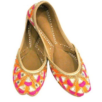 मल्टी फुलकारी जूती ऑनलाइन