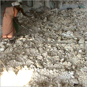 हल्का कैल्सिनेड मैग्नेसाइट