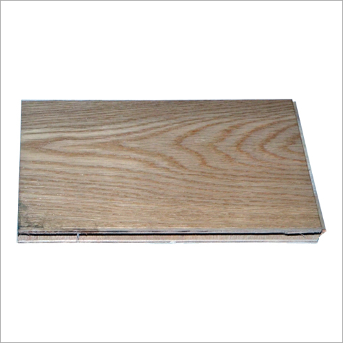 ओक नेटिव वुड फ्लोरिंग