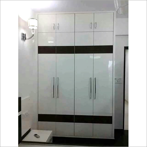 Designer Wooden Almirah