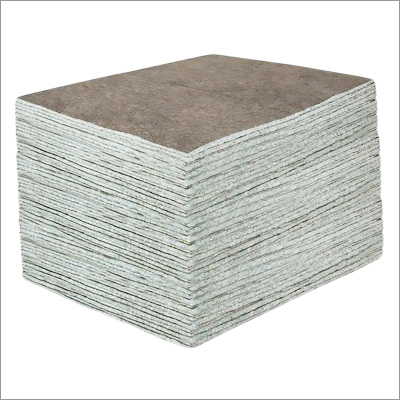 अल्ट्राक्लीन पॉलीबैकड यूनिवर्सल पैड्स