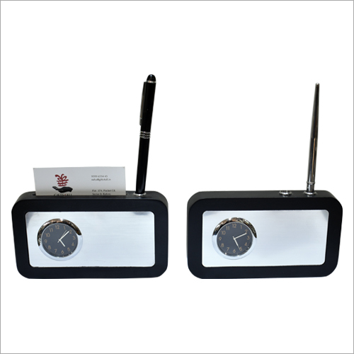 टेबल घड़ी