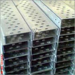 जी आई केबल ट्रे