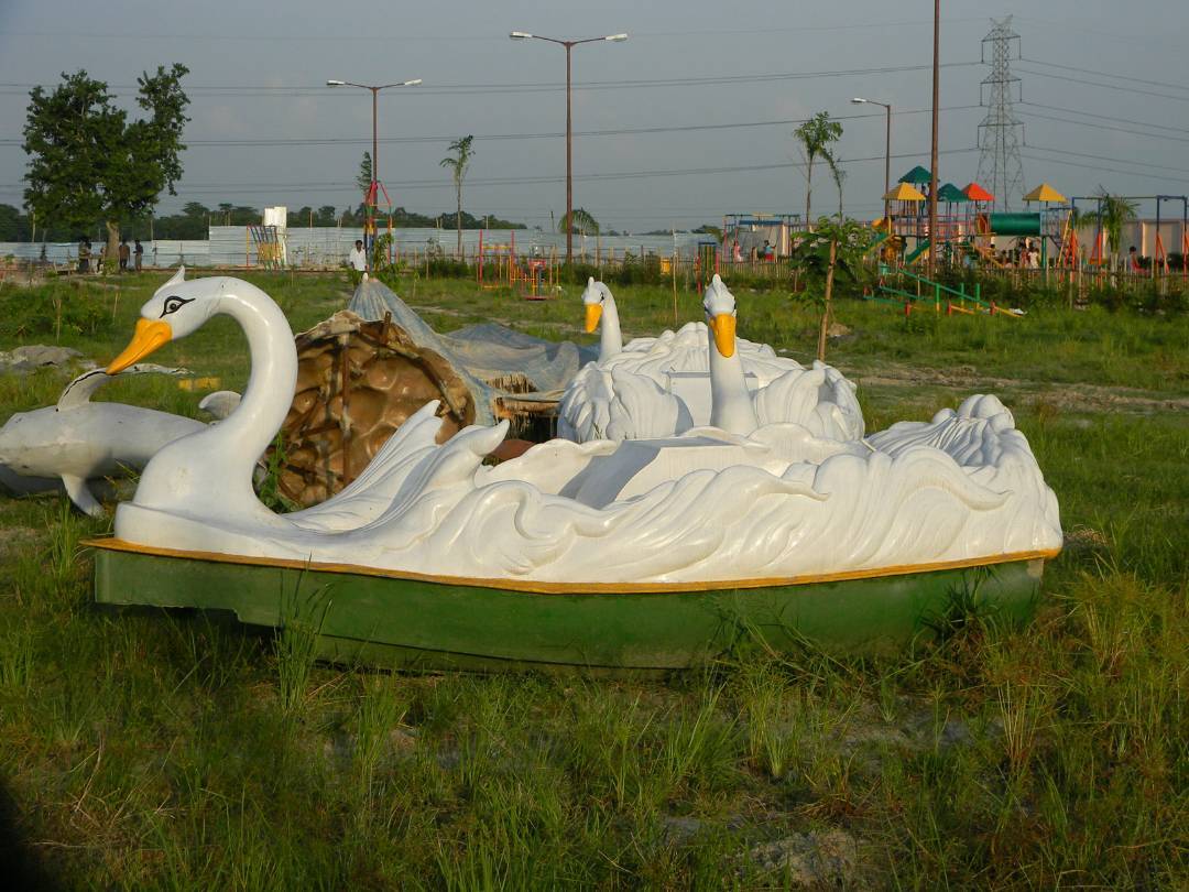 Paddle Boat - Fiberglass, 10ft X 5ft Dimensions, Yellow Color | 4 Adult Capacity, Includes 2 Paddles