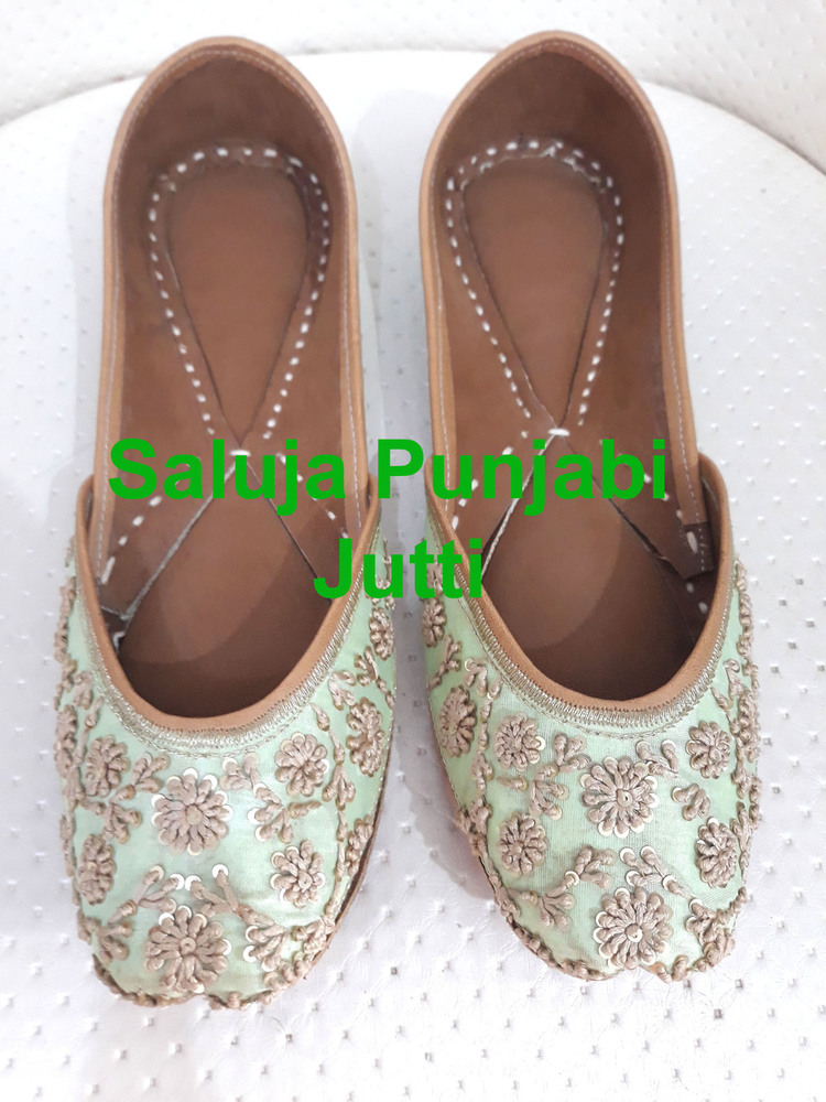 पिस्ता पंजाबी जूती ऑनलाइन