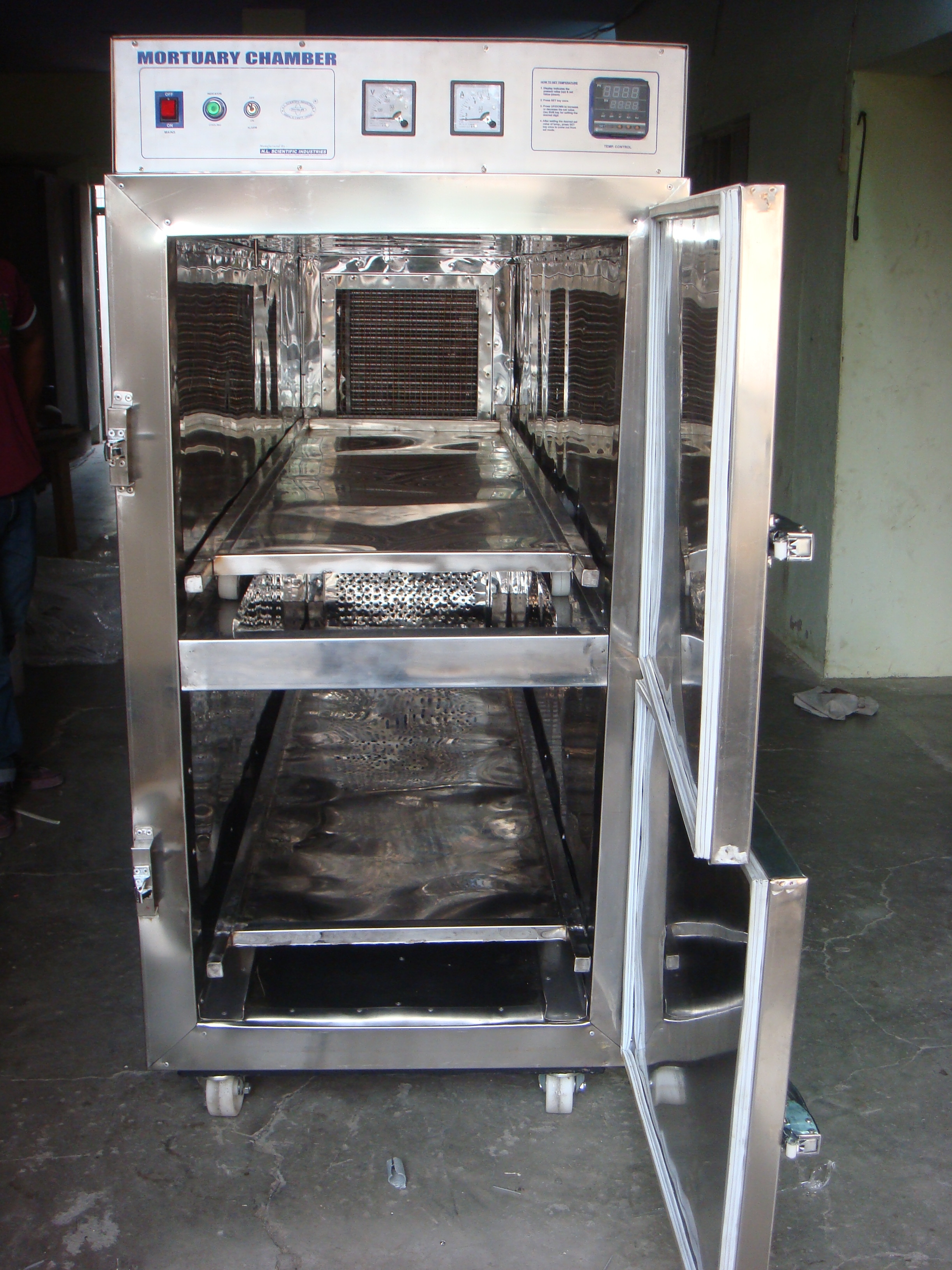 Dead Body Freezer - Stainless Steel, 2-8â°c Operating Temperature | Digital Display, Automatic Defrost, 5-year Warranty, 300-350 Kg Weight