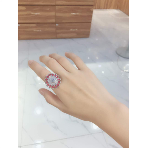 महिलाओं की शादी की अंगूठी