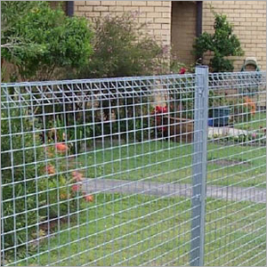 वेल्ड मेष बाड़