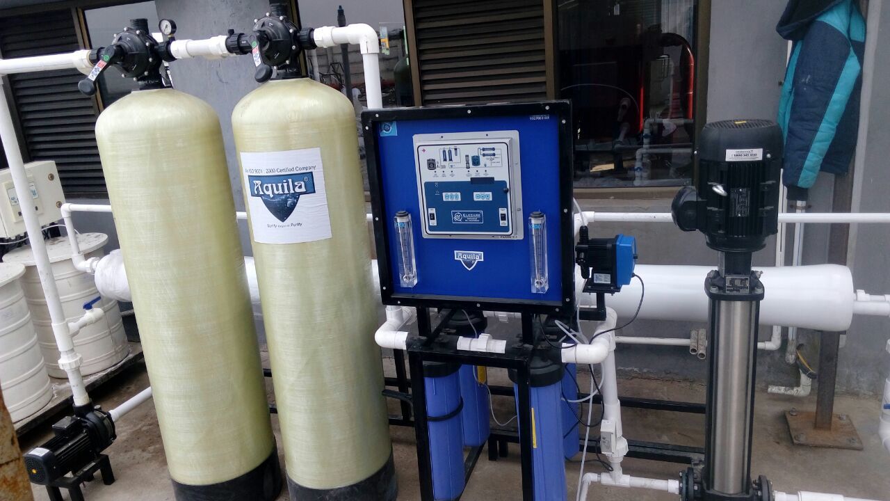 Semi Automatic 2000 Lph Ro Plant