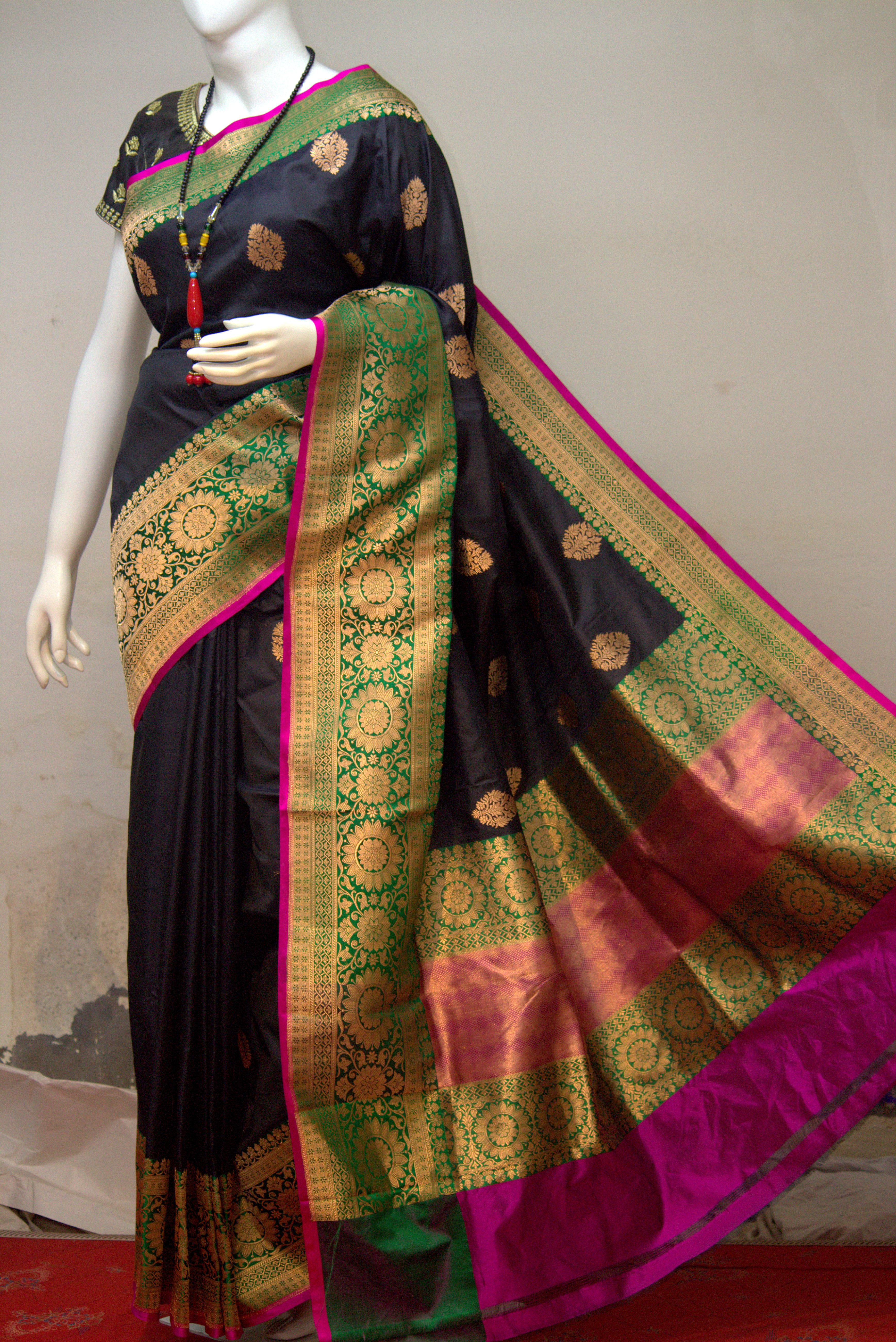 Banarasi Paithani - Cotton Silk Fabric Black And Green With Zari Work | Plain Pattern Ideal For Rainy And Spring Seasons
