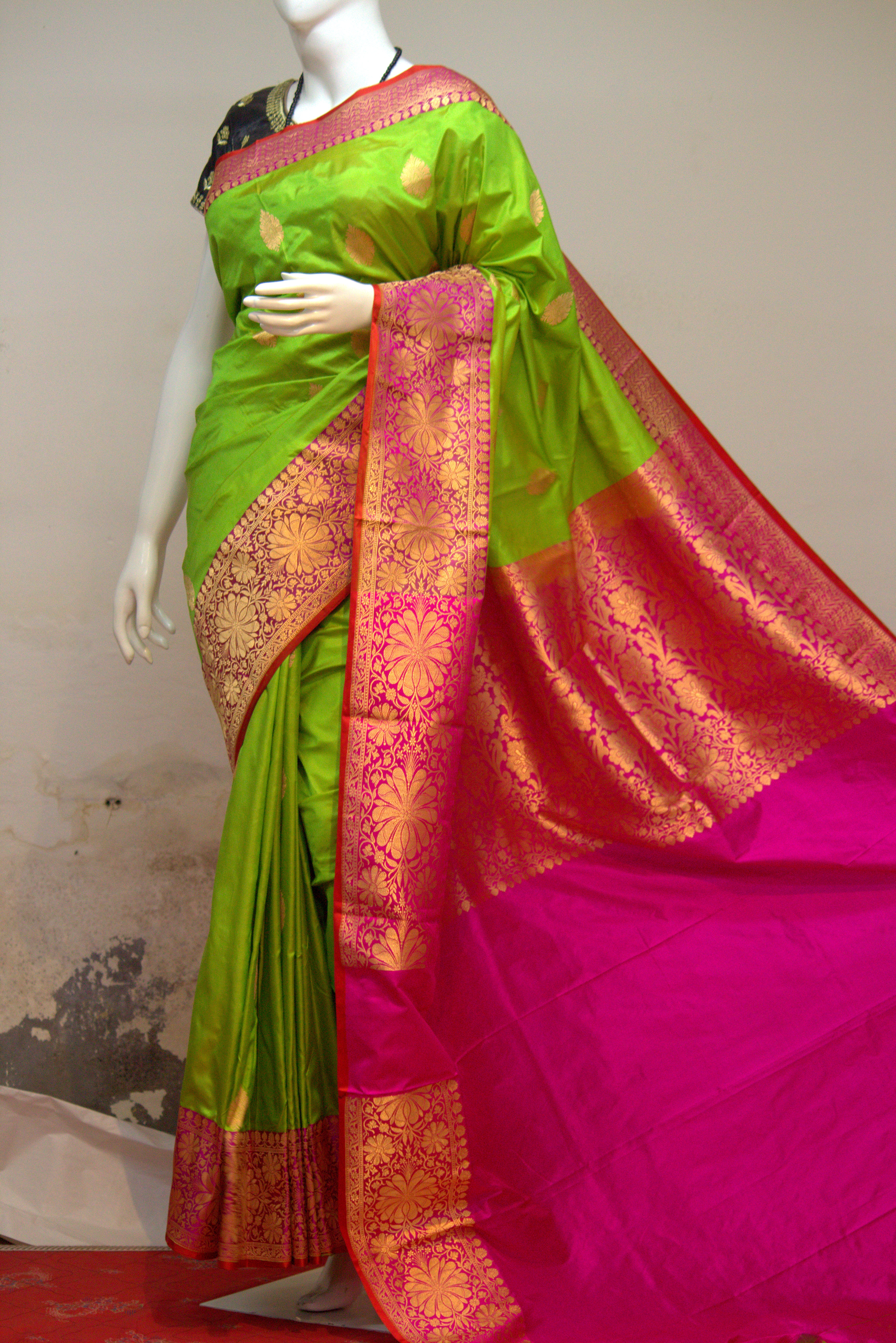 Green And Red Banarasi Paithani