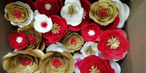 जाइन्ट पेपर फ्लावर