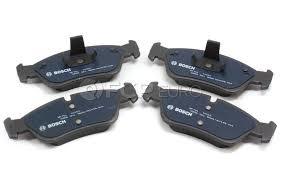 Bosch Brake Pads - Ceramic Material | All-weather Performance, Quiet Braking, Enhanced Safety, Long Life, Reduced Dust, Improved Stopping Power