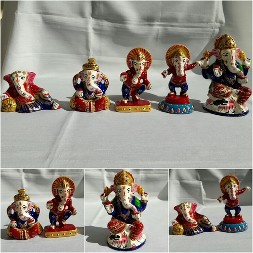 मीनाकारी गणेश मूर्ति