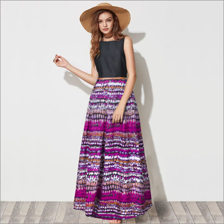 देवियों विस्टा बैंगनी गाउन