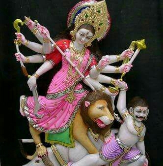 दुर्गा माता की मूर्ति