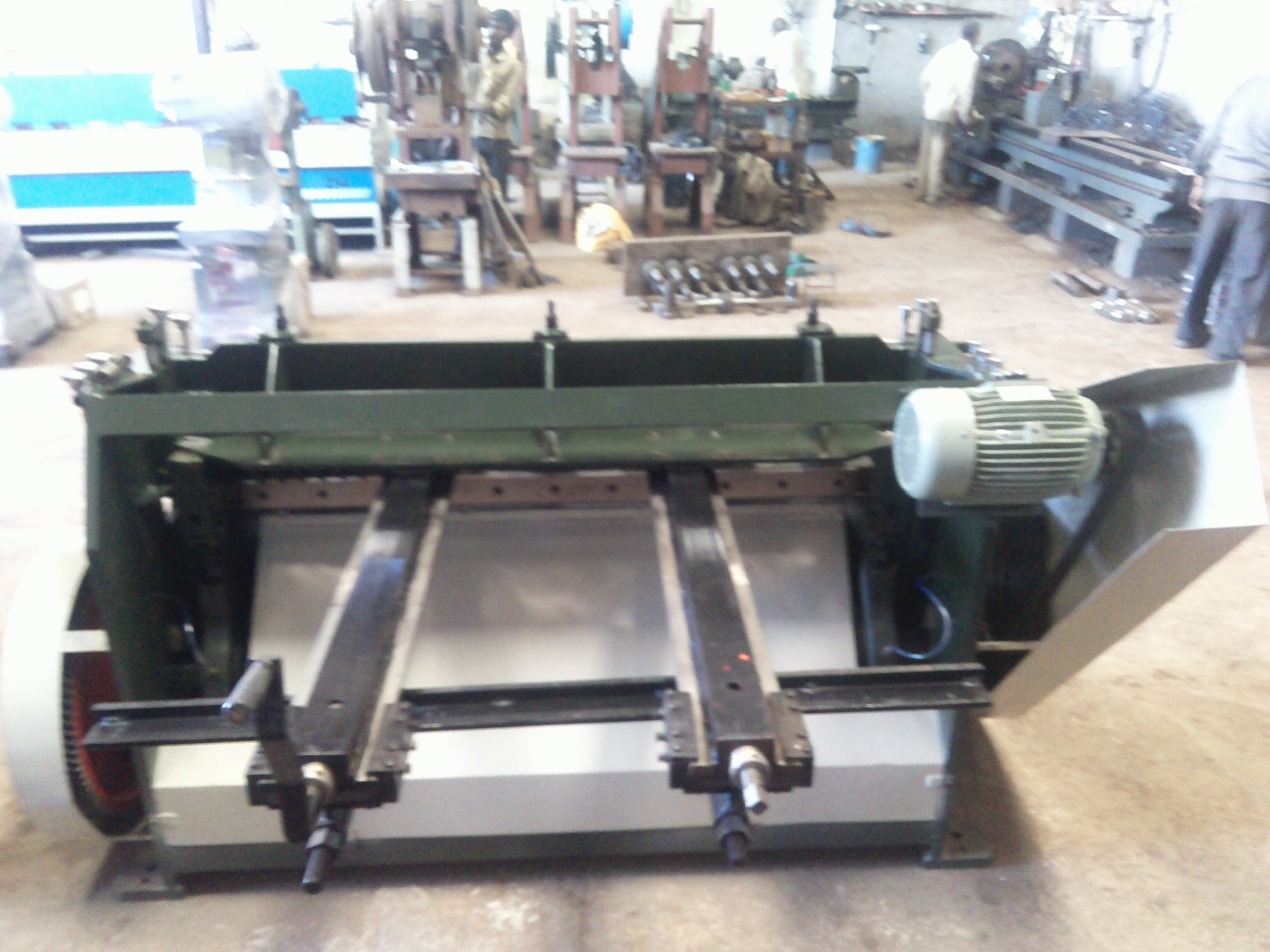 Under Crank Shearing Machine