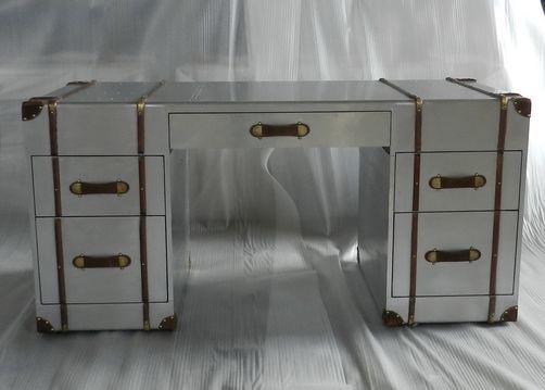 Aviator Office Table