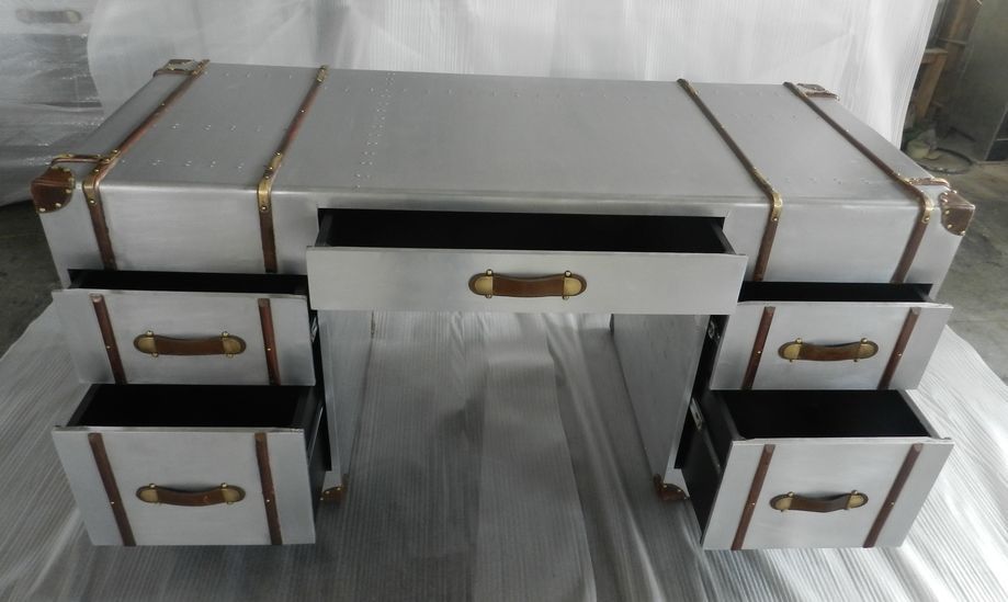 Aviator Office Table