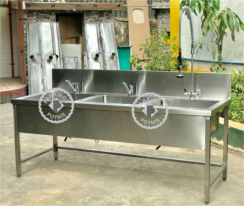 Three Sink Unit Application: Hotel