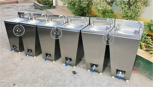 साबुन डिस्पेंसर के साथ फुट ऑपरेटेड हैंड वॉश सिंक आवेदन: स्कूल कॉलेज अस्पताल