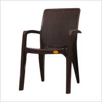 प्लास्टिक की पिछली कुर्सी