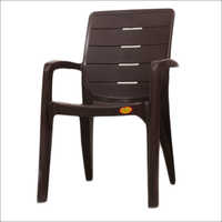 प्लास्टिक की कुर्सी