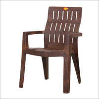 मैट फ़िनिश प्लास्टिक चेयर